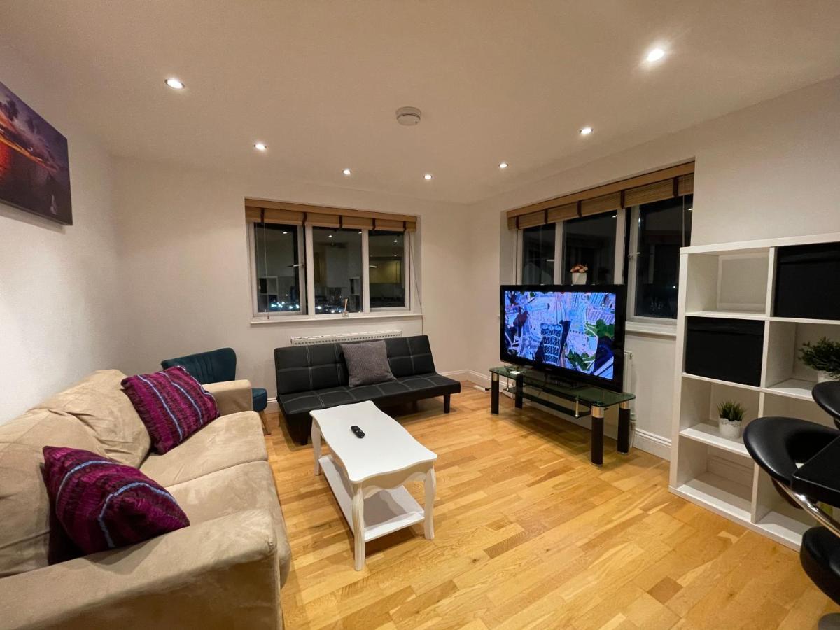 Beautiful & Luxurious Apartment In Richmond Richmond  Exteriör bild